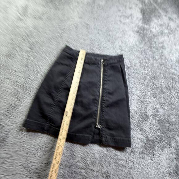 Free People Black Denim Mini Skirt Front Zip Stretch Women's Size 2 - Picture 3 of 8
